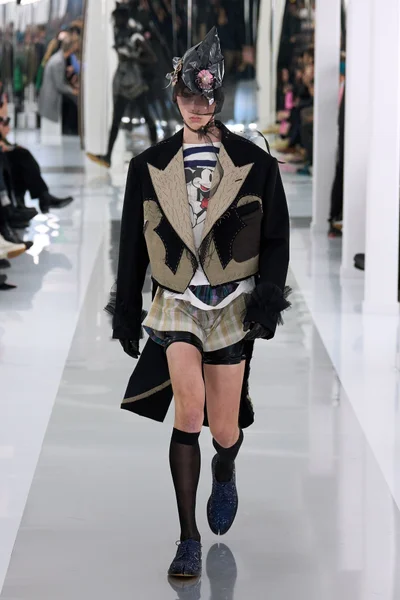 Look 37